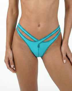 DAYLE SLIP CYANIC