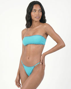NAIMA TOP CYANIC